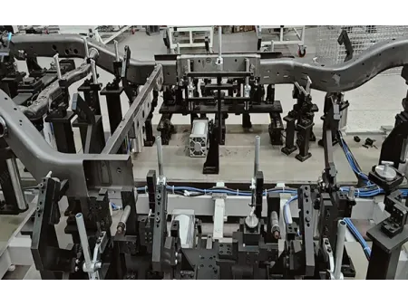 Hydroformowane podłużnice ramy i poprzecznice BOF